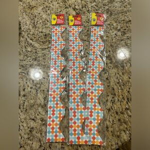 Polka dot wall border